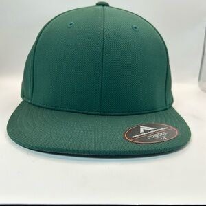 🎁. NWT blank ball cap. S/M flex fit   Pacific Headwear. 🏀🏒⚾️⚽️🏈